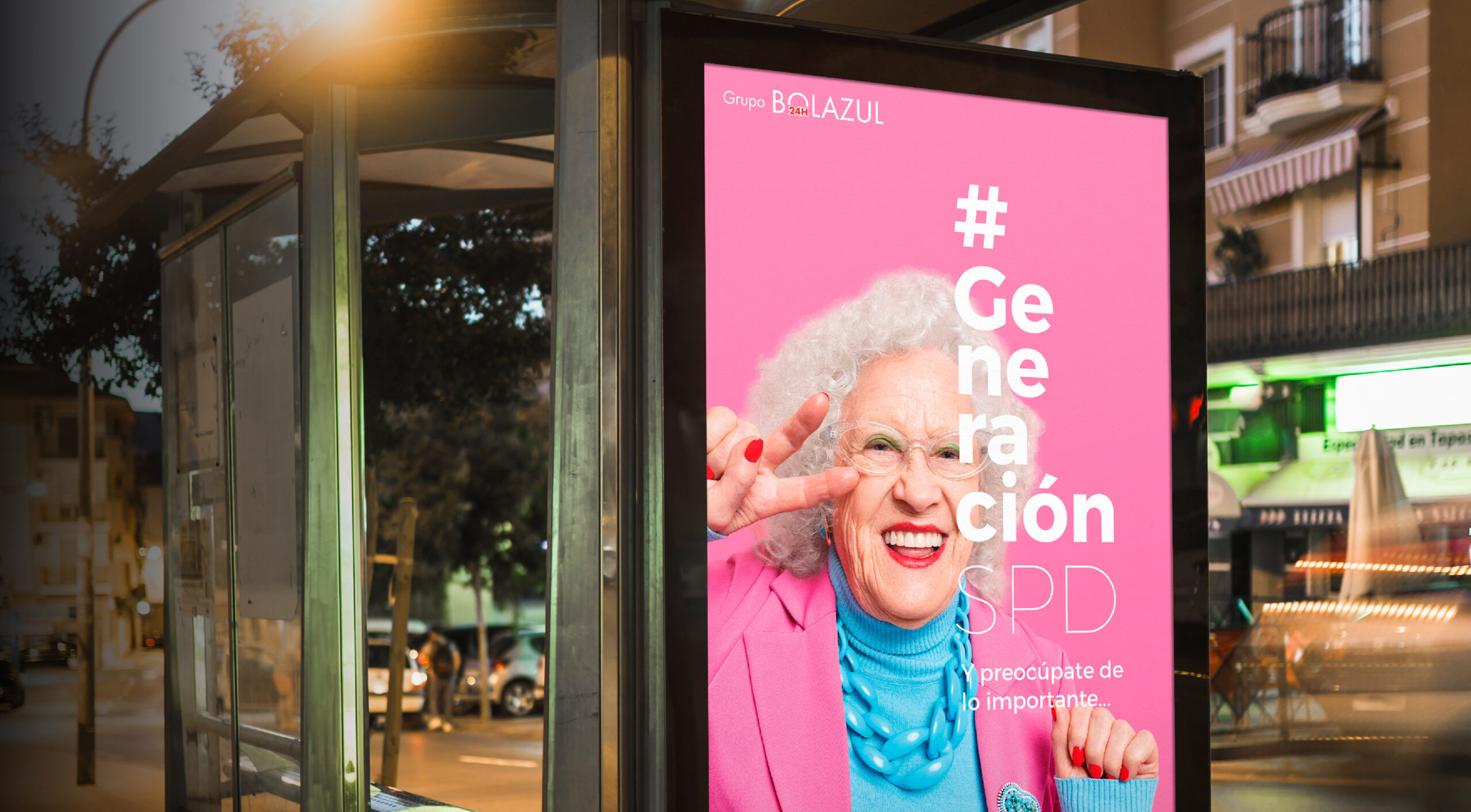 mupi promocion farmacia bolazul